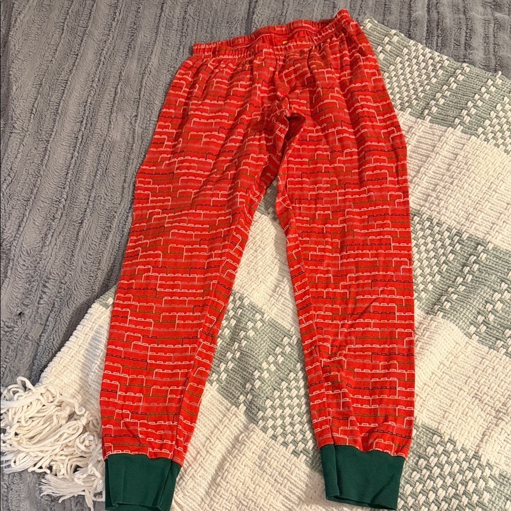 Women’s Lego pajama set - Picture 7 of 10